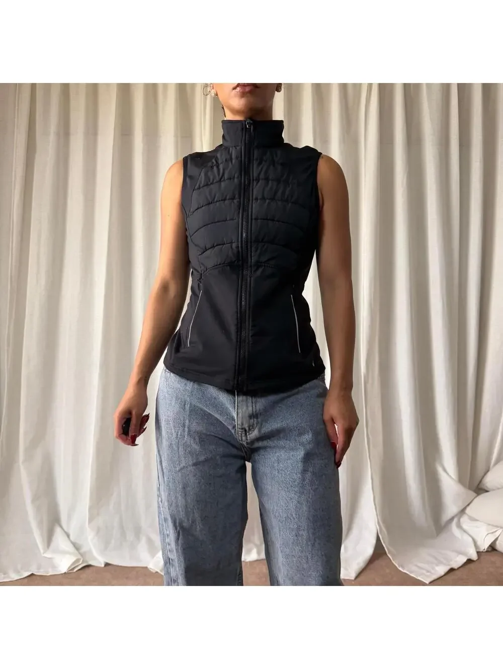 ASICS - Picture 5 of 8